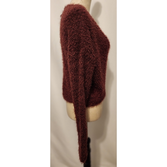 Rue 21 sweater - Picture 3 of 5